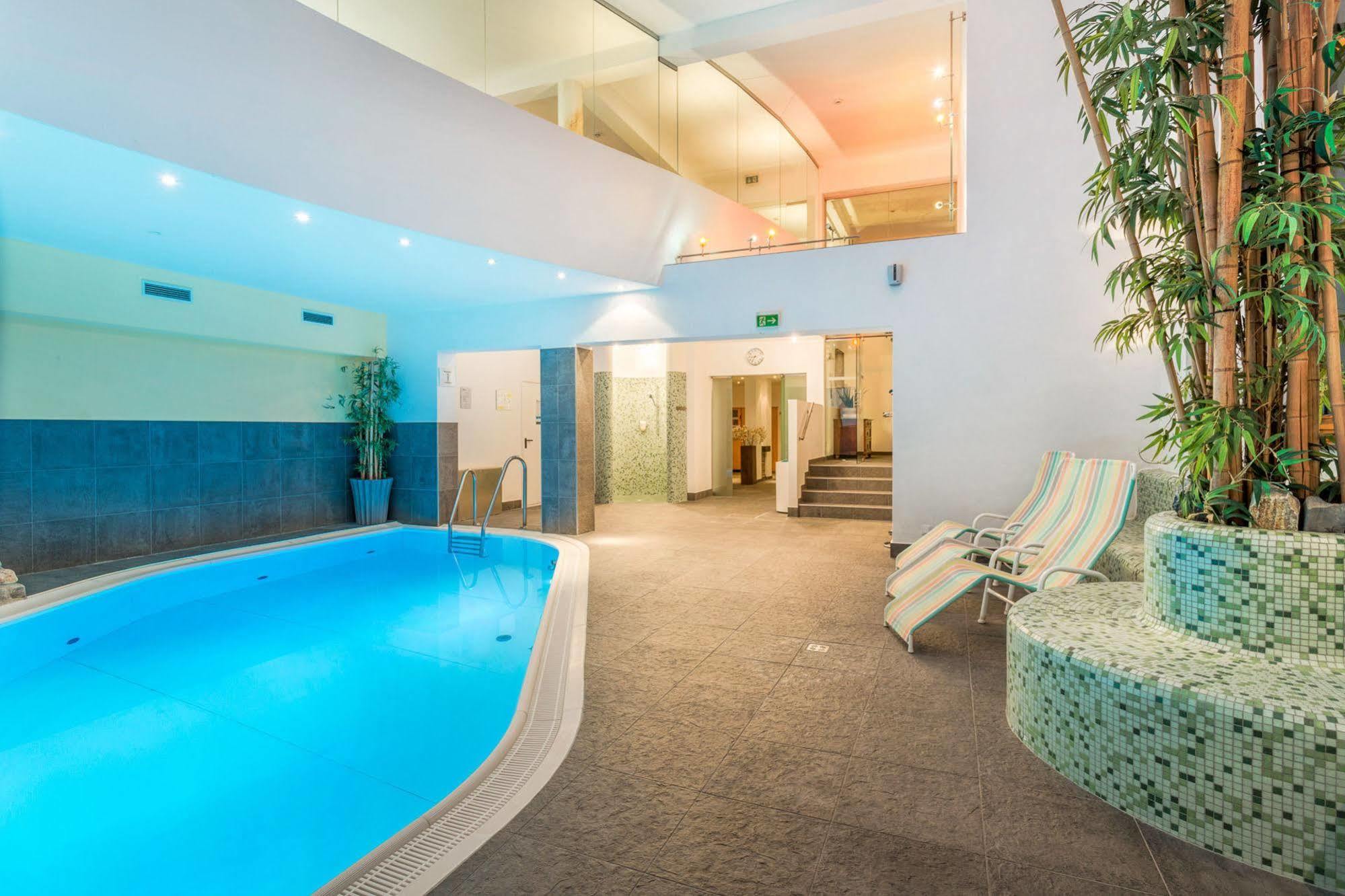 Hotel Badhaus Zell am See Extérieur photo